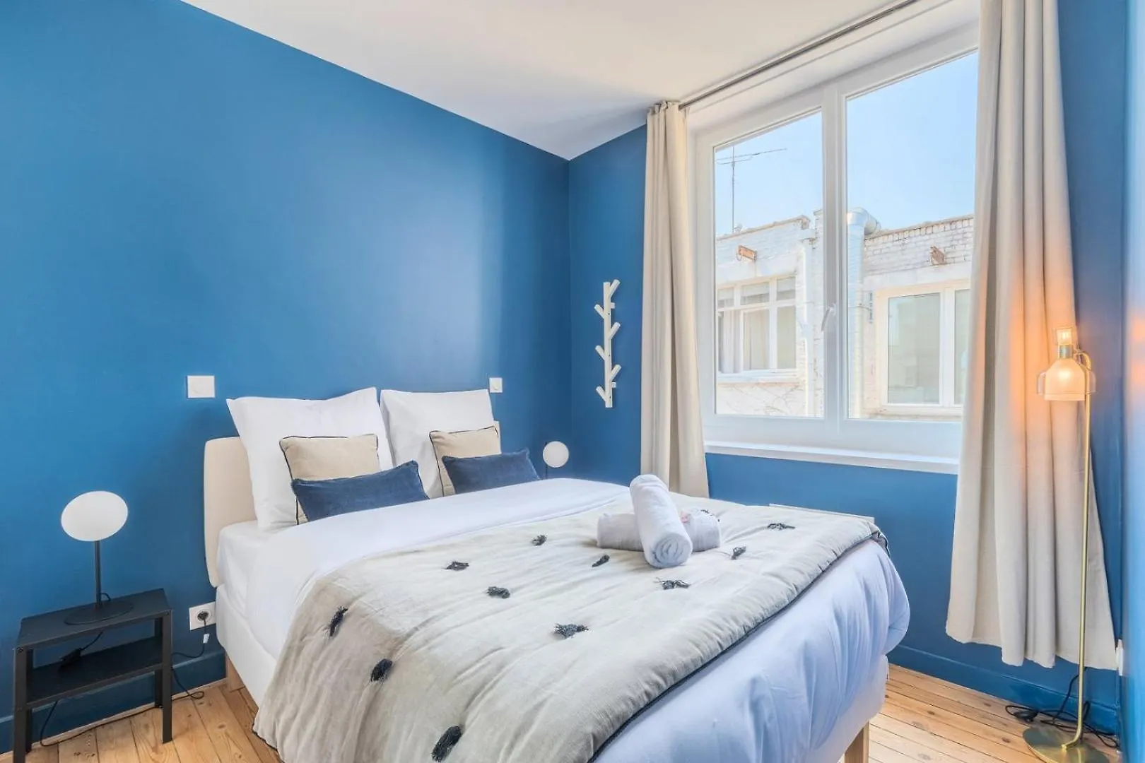Charming 2 Bedroom Apartment - Old Rijsel